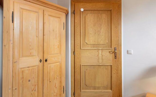 Apartmenthaus Dreier 22597