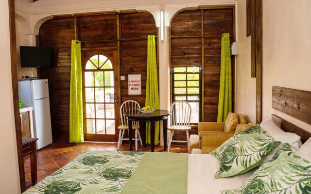 Sunny Palm Villas