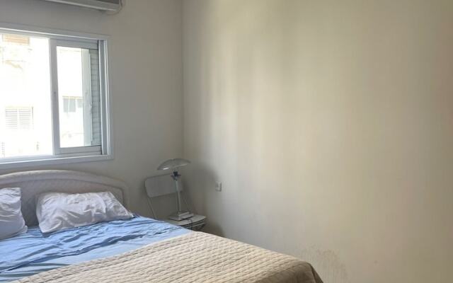 Charming Old North near Park by FeelHome