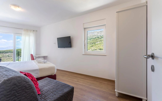 Villa Horizon save 15 percent on Split-villas com