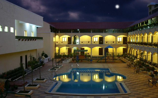 Hotel Kumararraja Palace