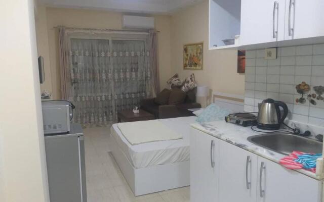 Studio D404 in Florenza Khamsin free WI-FI,smart TV,washing mashine