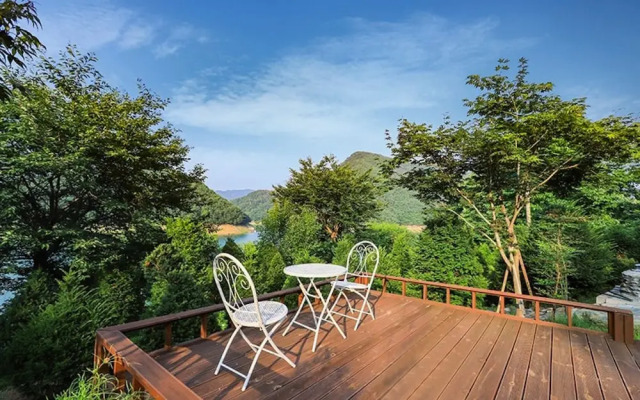 Jecheon Hobanro Unshared House Pension