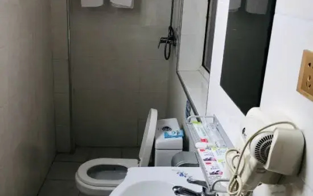 Shunfeng Hotel (Wuhan Tianhe Airport)