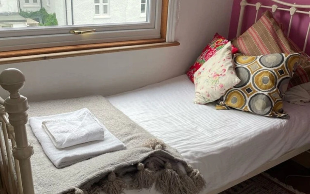 Townhouse Full of Character in Vibrant Seven Dials