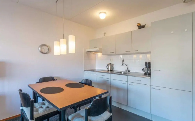 Spacious Holiday Apartment for 4 People