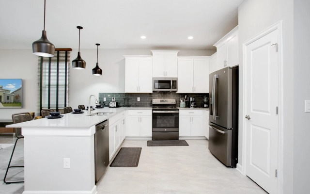 Target Villa Story lake