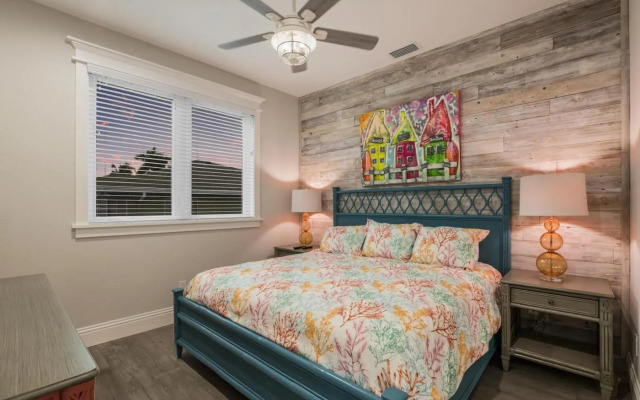 Snook Lookout - 211 Oak Ave
