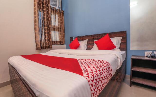 OYO 14911 New Airport Residency