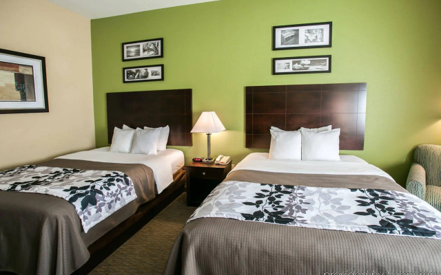 Sleep Inn & Suites Near Downtown North