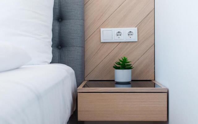 Zeus Design Apartments Unique #36