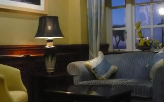 The Harbour View Hotel