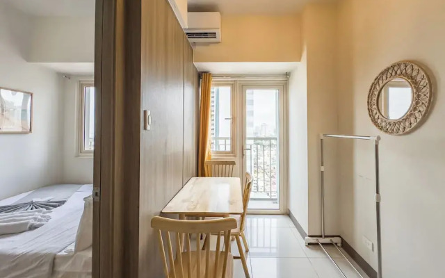 GemstoneBR in SMDC Coast Residences