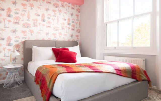 The Kentish Town Escape - Modern 3bdr With Rooftop Terrace