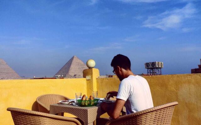 Grand Pyramids View Guesthouse