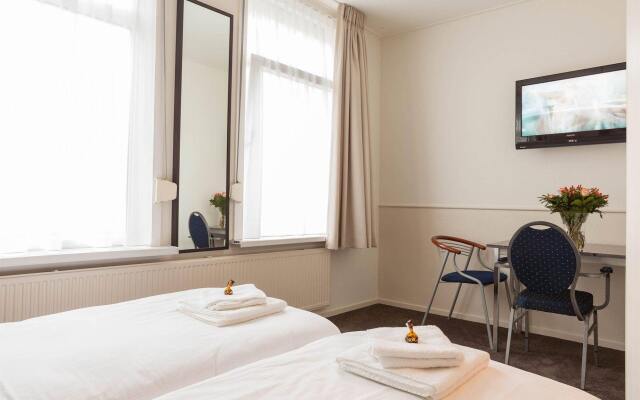 Hotel Stad en Land