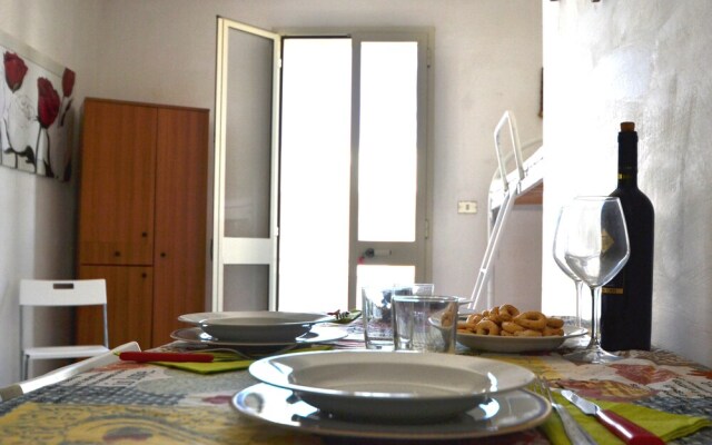 Alba Two-room Air-conditioned Holiday Home for 4 Guests