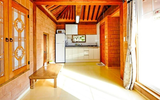 Namyangju Hanwoolchae Pension