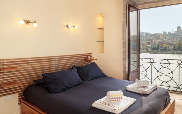 Go2oporto River & Reboleira Side