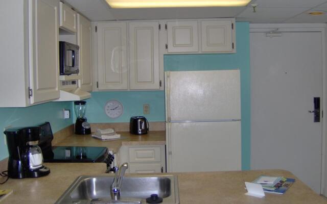 Islander Beach Resort
