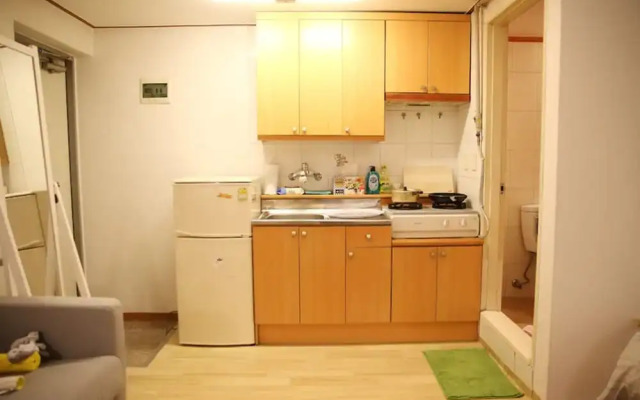 JJ's Studio in Hongdae