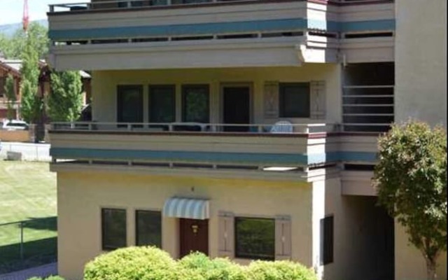 The Christophe 704 - 1 Bdrm - Great Hiking & Mtn Biking! Condo