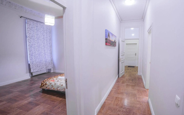 Mosaic Center Apartments