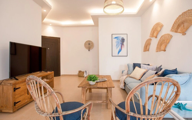 Akl - Chic Apts & Balconies in Batroun
