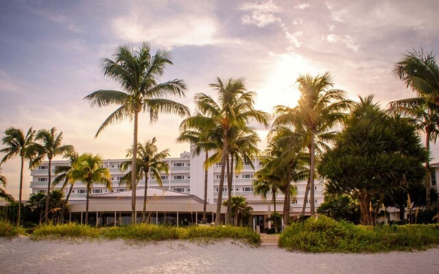 The Naples Beach Hotel & Golf Club