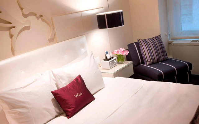THE MIDLAND HOTEL, Chicago, a Tribute Portfolio Hotel