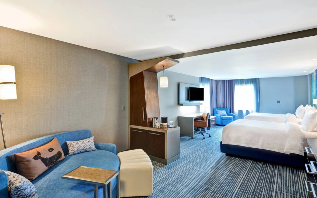 Courtyard by Marriott Long Island Islip/Courthouse Complex