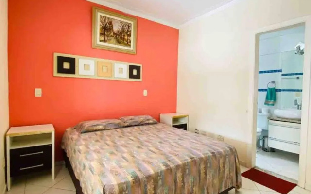 Casa de praia com piscina e churrasqueira - Indaiá Bertioga