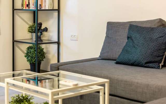 Magical 2BR Beach Bauhaus Stylish Nest