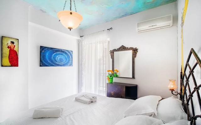 Stylish Apt Next To Thiseio & Keramikos