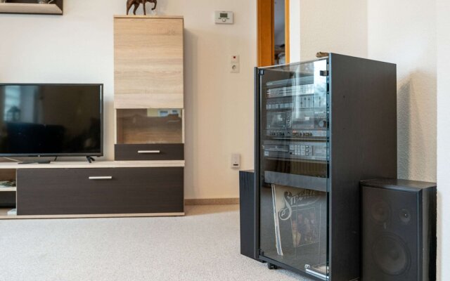 Serene Holiday Home in Naumburg near River