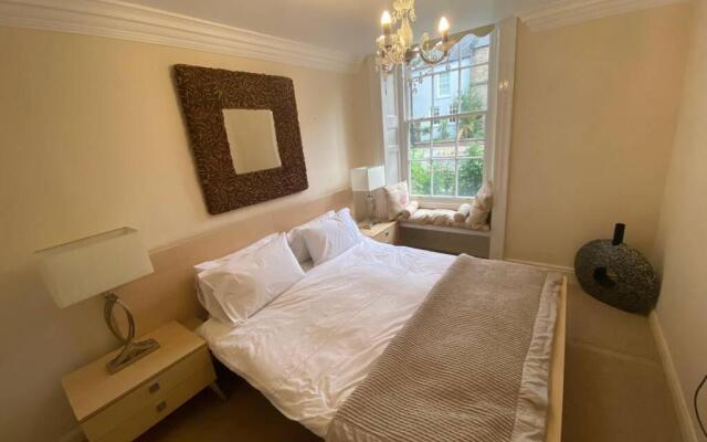 Central Spacious City Apartment