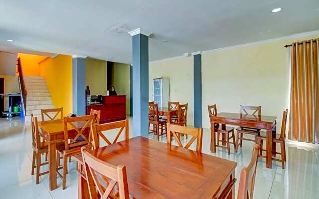 OYO 3812 Edutel Sade Raya Kuta Hotel Lombok