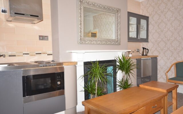 Porthkerry Apartment 1