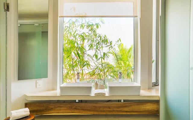 Private Canal Villa 10min to Beach