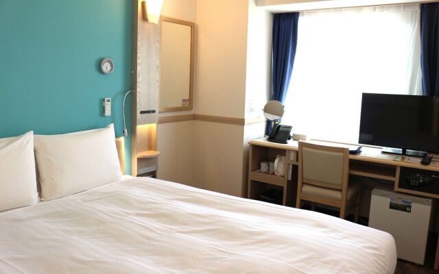 Toyoko Inn Osaka Kyobashi Sakuranomiya Hotel