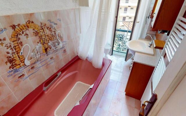 Appartement Menton, 2 pièces, 4 personnes - FR-1-196-260