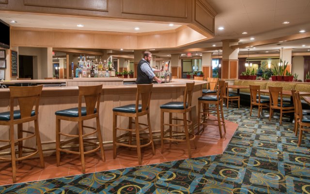 Holiday Inn Hotel & Suites Cincinnati - Eastgate by IHG