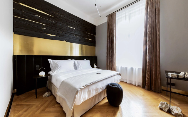 Zola Hotel - Palais de Bohème