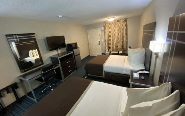 Deluxe Inn Fayetteville - I-95 Exit 49