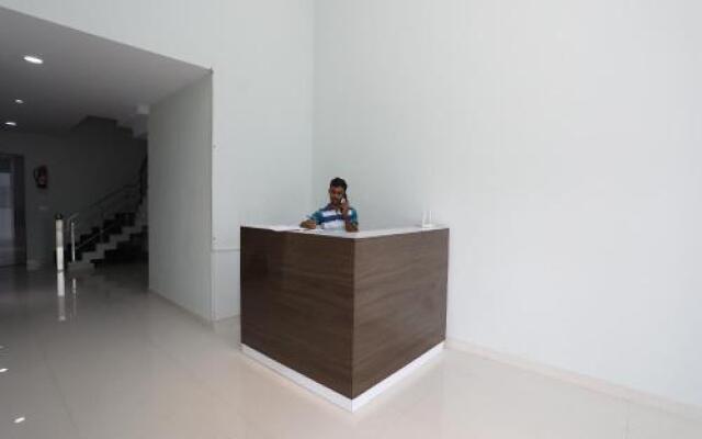 Oyo 18314 Hotel Kailash Mansarovar And Banquet Hall