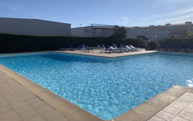 Les Ambassades du Soleil