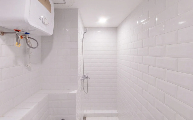 Spacious and Comfort Studio Loft at Kingland Avenue Apartment