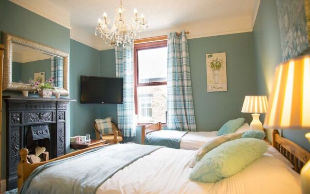 Compton Guest House