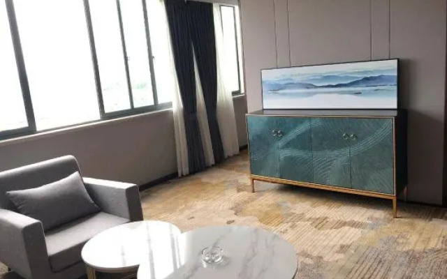 Asia-American Hotel (Dabuhe Light Rail Station)