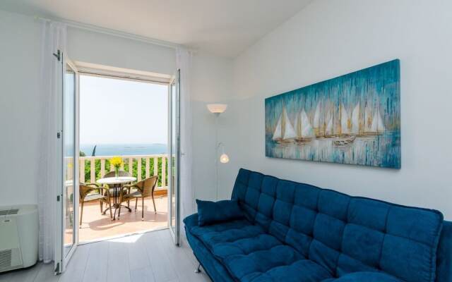 Villa Bouganvillea - sea View & Garden - A1 Deluxe